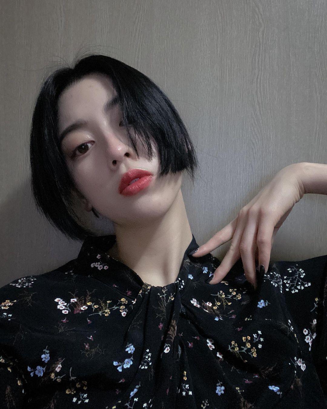 五款小脸发型推荐显瘦又减龄,几款显脸小的发型总有一款适合你