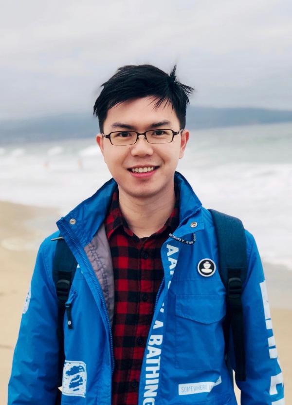 爆红！四川超牛学霸，独自一人打造迷你电脑，获200万*放播**量！