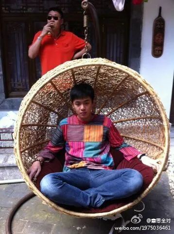 张若昀为什么起诉他爸,张若昀和他爸的官司