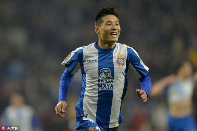 武磊征服西班牙球迷,武磊二度征服客场