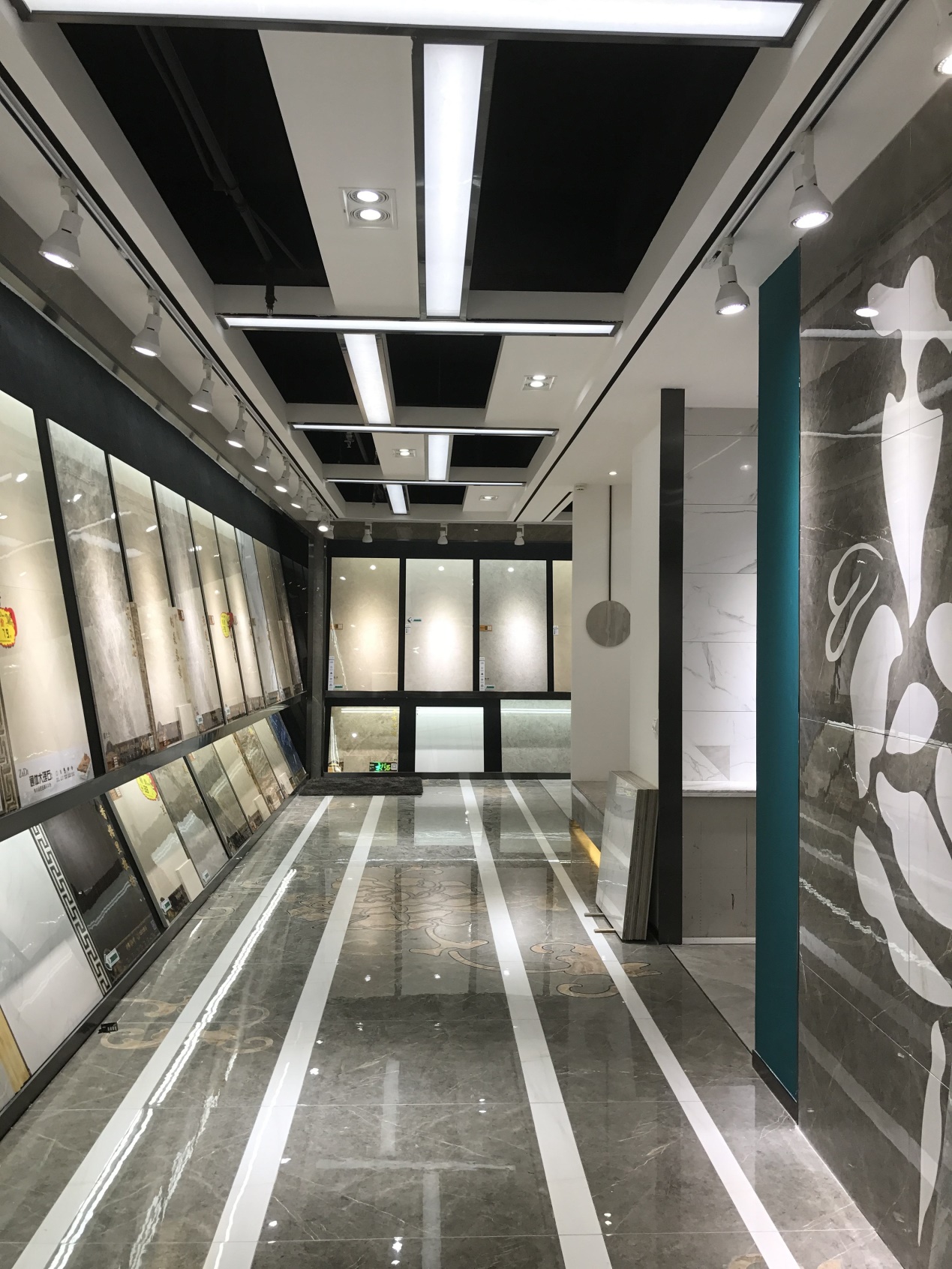 家用瓷砖一般选什么价格的好呢,家用瓷砖一般选什么价位的合适呢