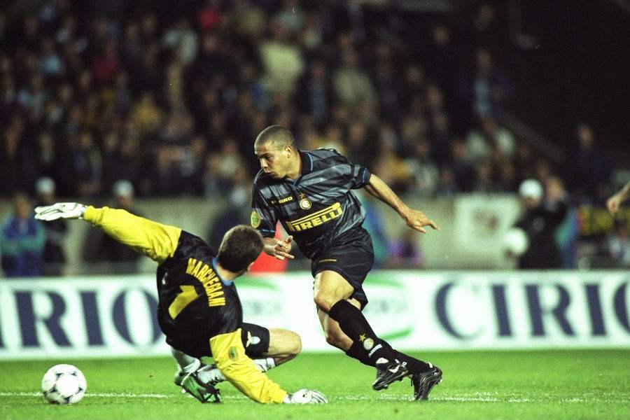 90年代这三支亚军球队，人气都超过冠军，因为球队都有“人气王