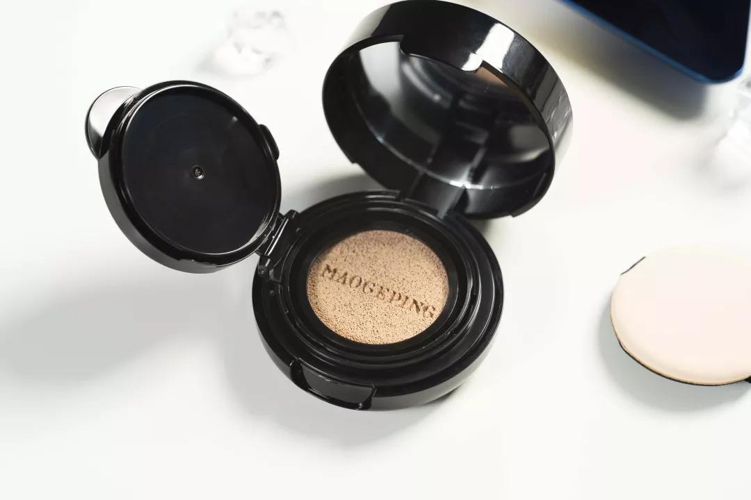 毛戈平哪款粉底最好用,毛戈平粉膏和毛戈平粉底的区别