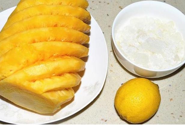 菠萝的正确吃法要用盐水泡吗,菠萝用盐水泡几分钟才好吃