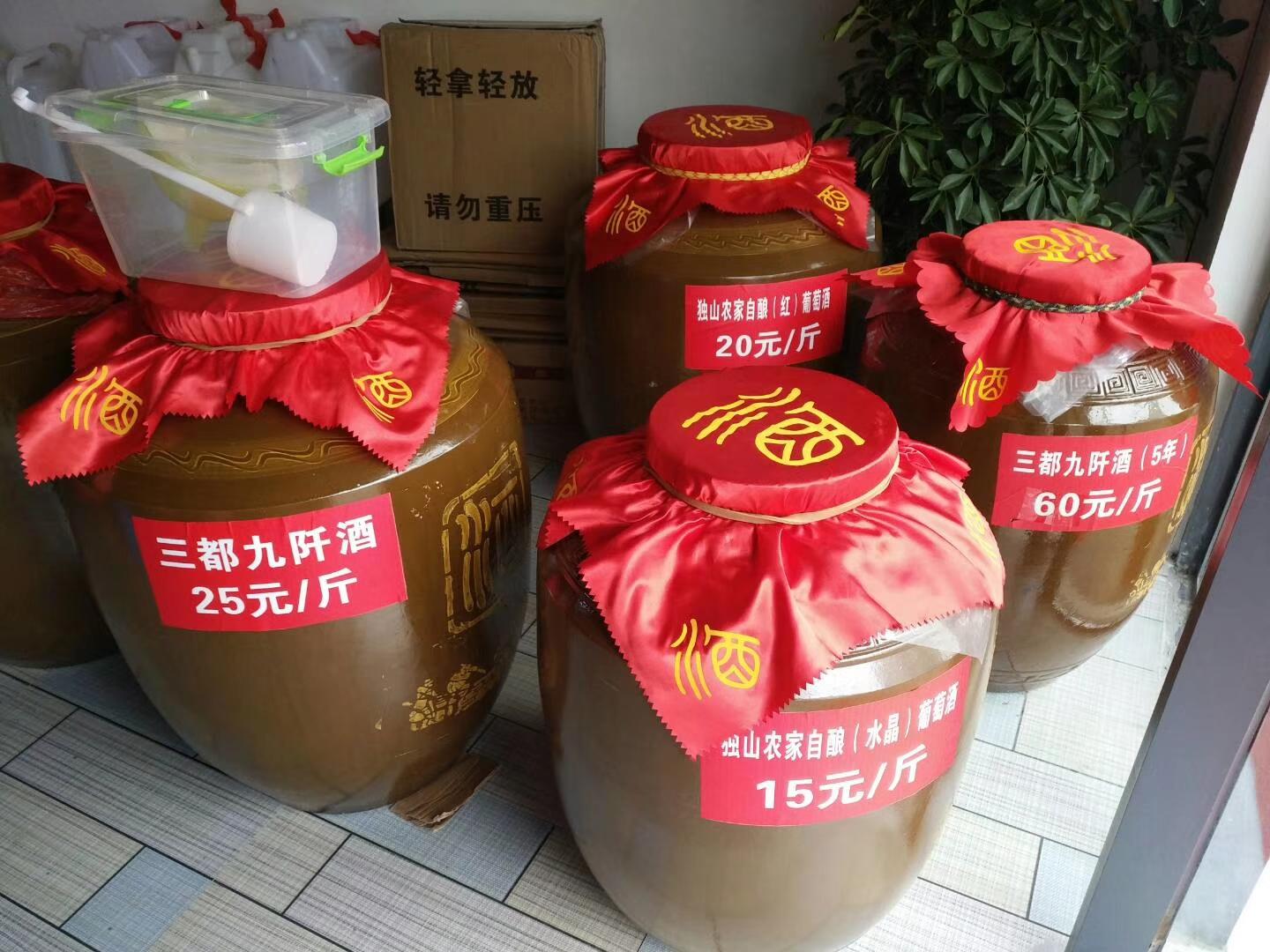 老酒鬼都喝什么白酒,为什么老酒鬼喝高度白酒