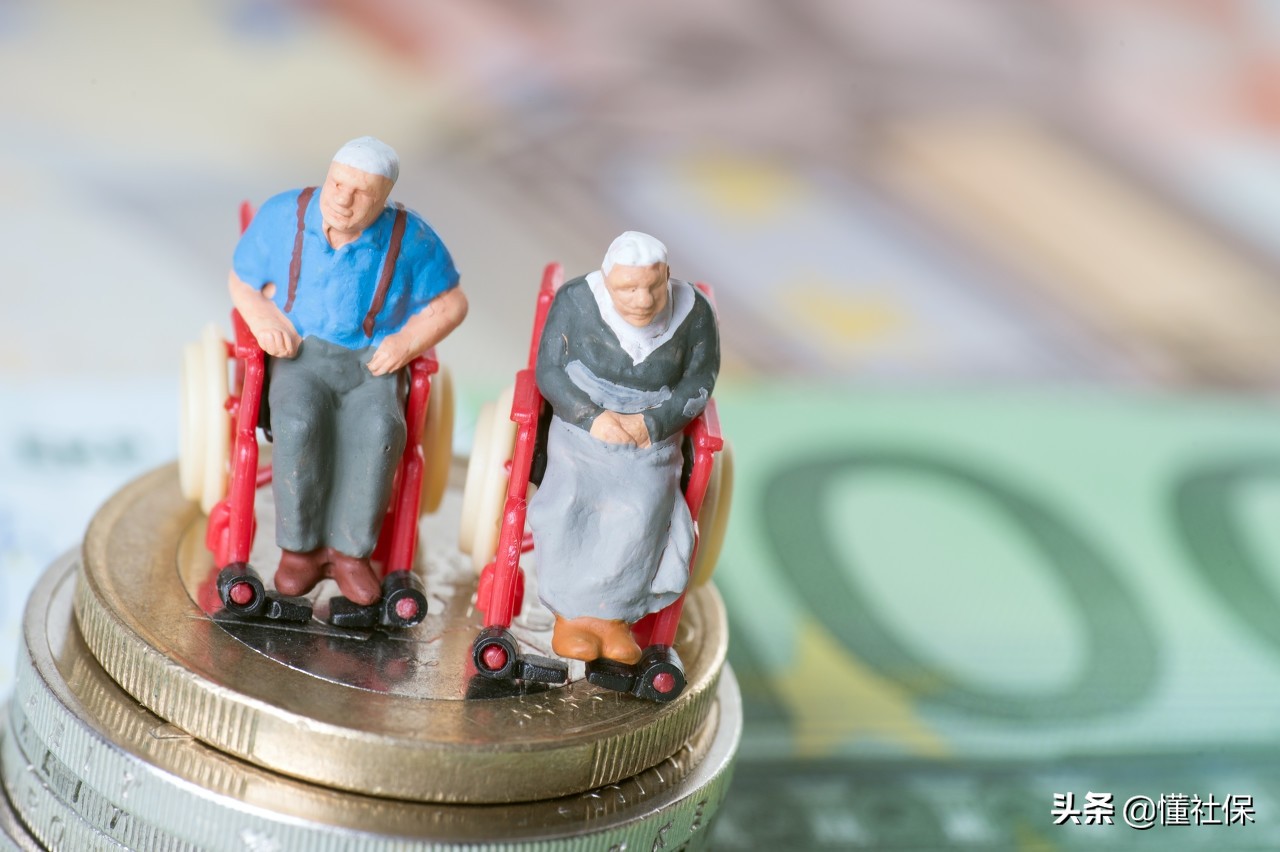 本地社保怎么领取养老保险,在老家交了农保深圳又交了社保