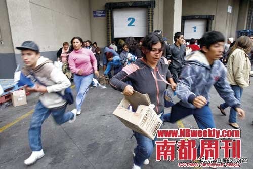 美国为什么发生骚乱会抢劫,为什么美国会骚乱原视频