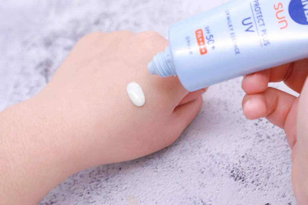 防晒口碑最好的国货防晒霜,公认的十大好评防晒