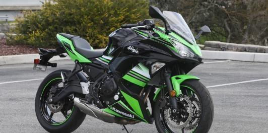 川崎ninja400对比650哪个好,川崎ninja400和川崎650对比