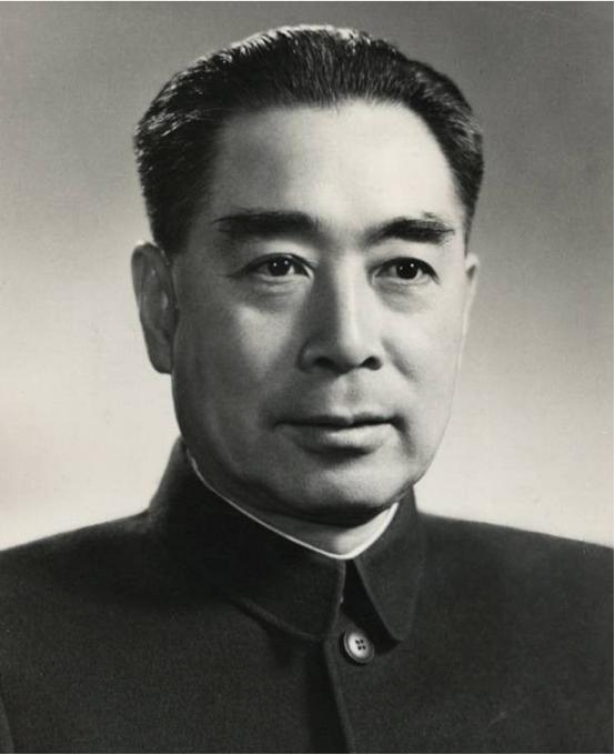 周恩来身居高位，却朴素如民，去饭店吃饭，也就点这么几道便宜菜