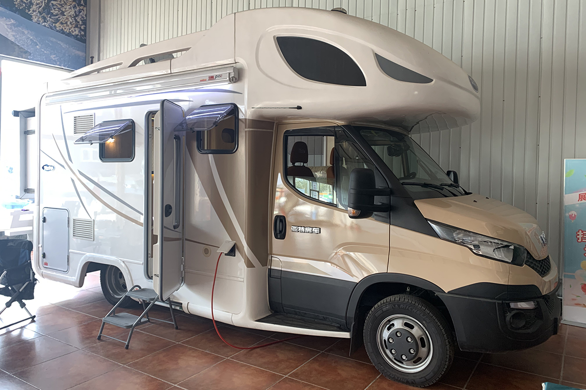 三十多个房车品牌共60余款车型,房车大全30万以下6座