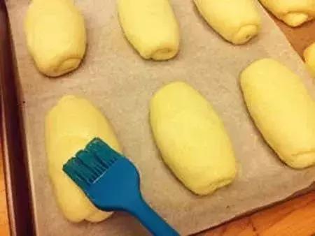 宝宝奶香餐包,宝妈必学的糕点