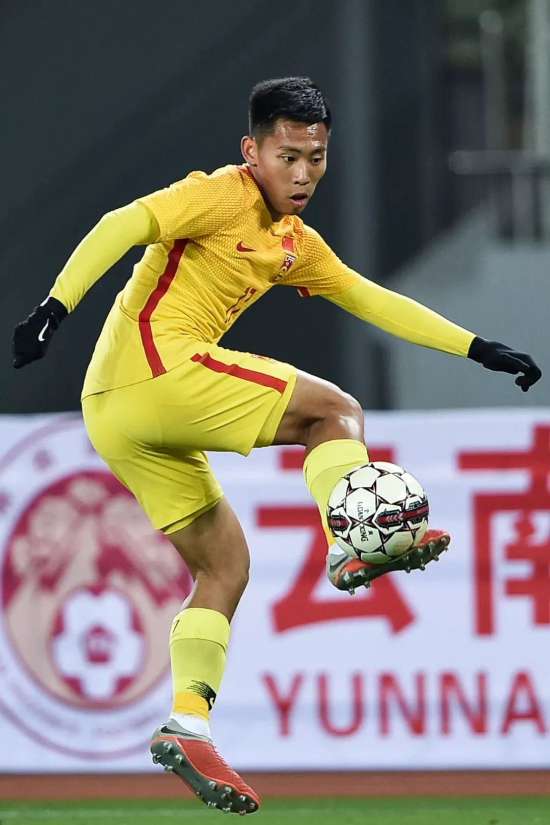 周俊辰和申花比赛视频,申花周俊辰全运会号码