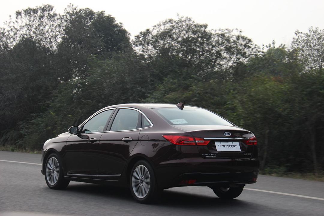 三缸福睿斯用车真实感受,三缸福睿斯质量到底怎么样