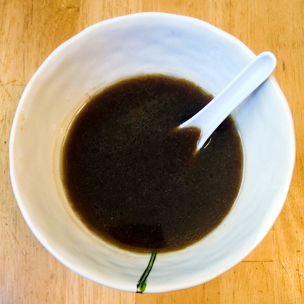 在家想吃日式拉面不会做？简单4步，您的日式拉面做好了