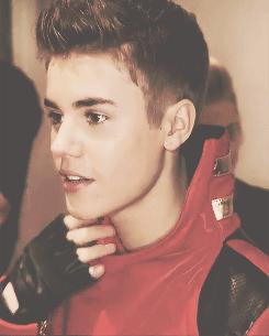 18年突然就火起来的歌有哪些,盘点几年前的歌现在又火了