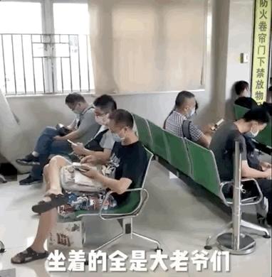 霍思燕产后大出血的原因,霍思燕产后哭