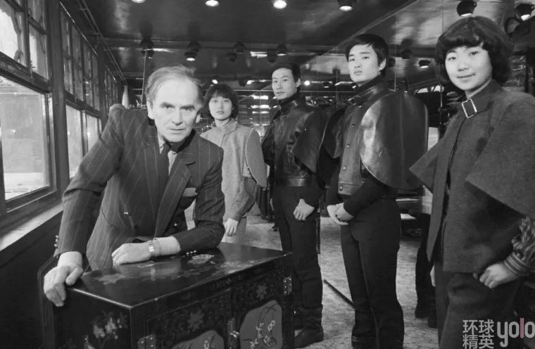 中国时尚的启蒙*皮人**尔·卡丹,用剪裁改变世界的面貌