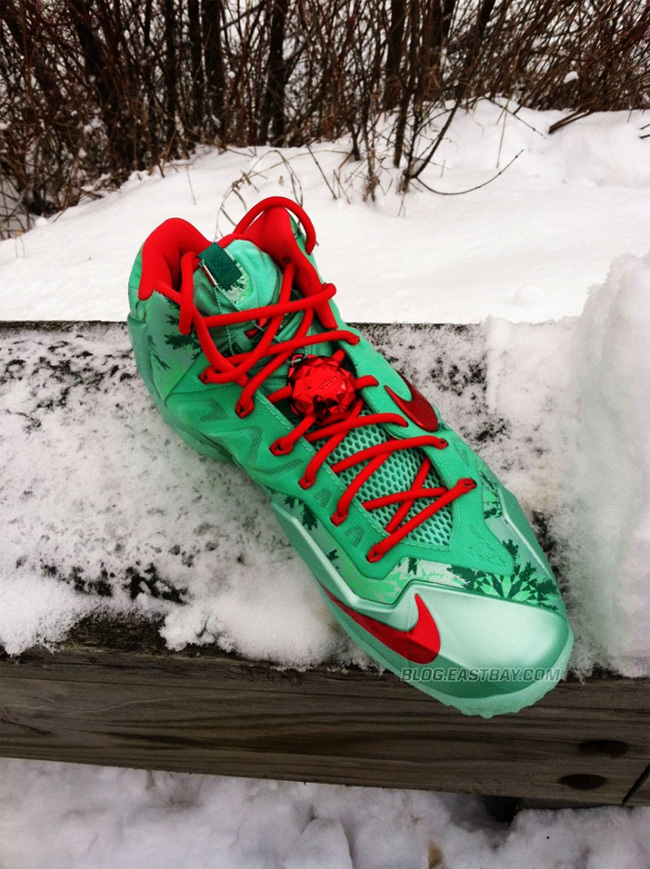 nba球员圣诞节穿什么鞋,nba球星平时穿什么鞋