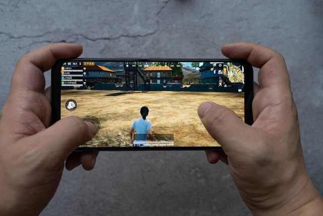 游戏液冷散热,打游戏用风扇还是用散热器好一点