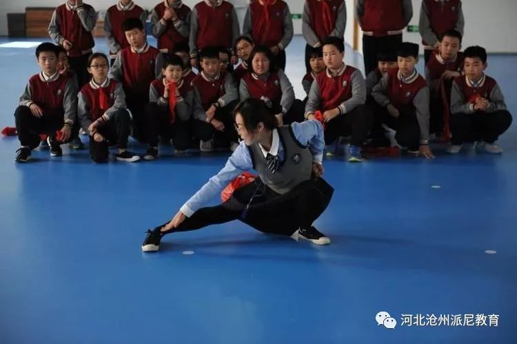 春风十里梦起航，听课评课促成长