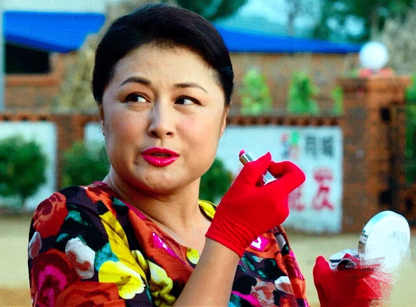 被捅刀身亡的10位明星,被杀的五位明星