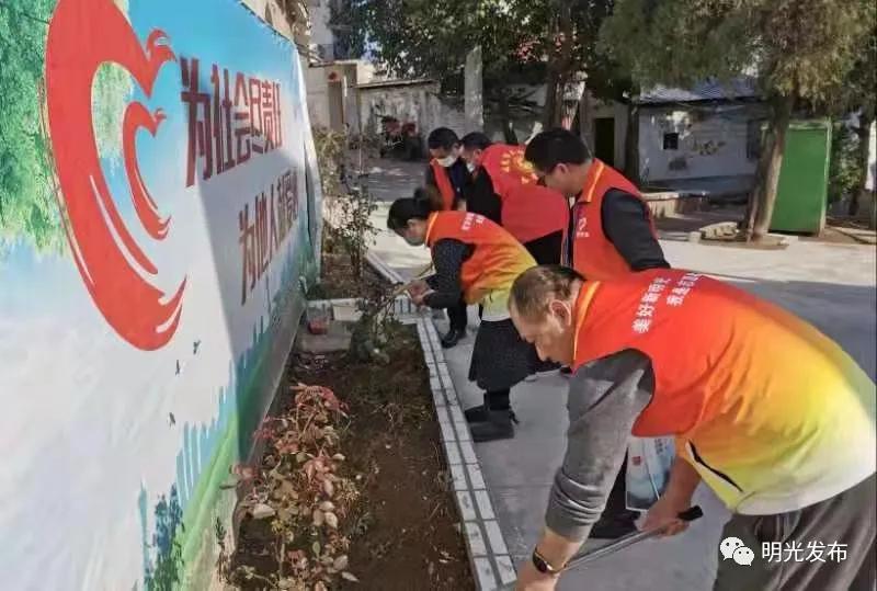 雷锋精神真实图片,雷锋精神特写镜头