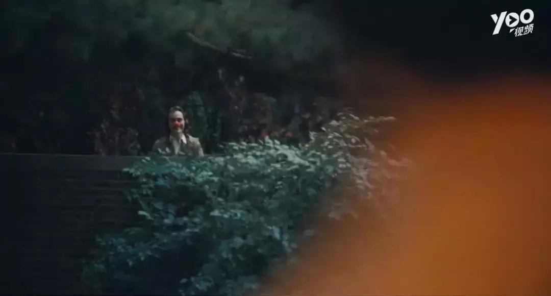 小丑第一段完整版,小丑首秀完整版