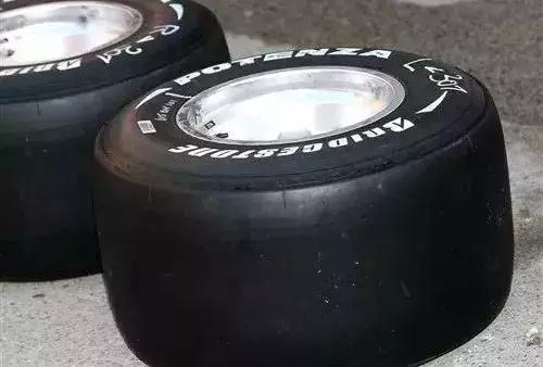 新手轮胎基础知识,如何认识轮胎上的花纹