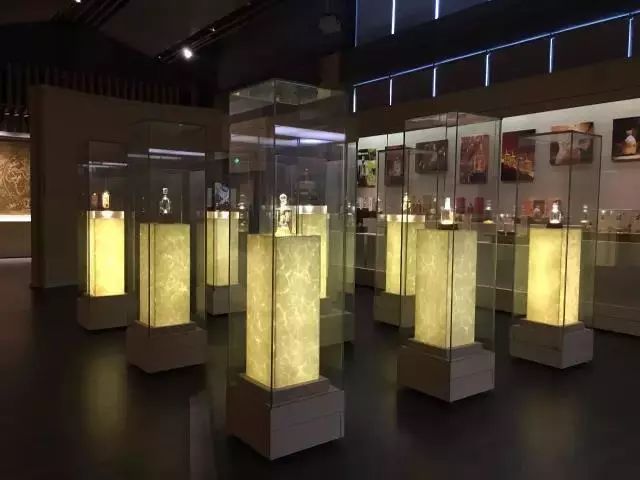 水井坊古窖池遗址,水井坊活文物原址酿造