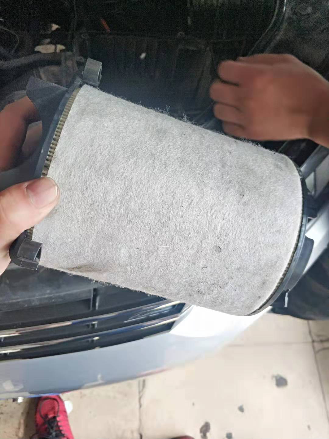 一失手买个大众赔了1万多。。。。伤透了心