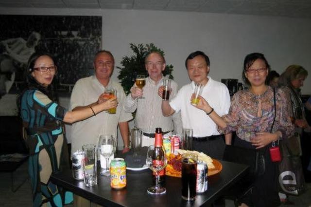 中国十大女老板身价,中国足坛两大美女老板