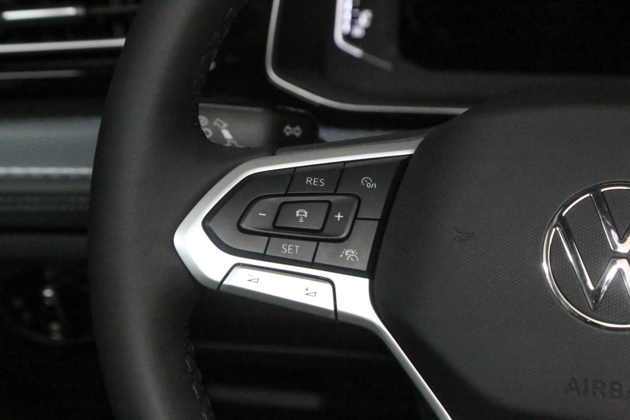 轿车大众速腾,大众紧凑型轿车速腾