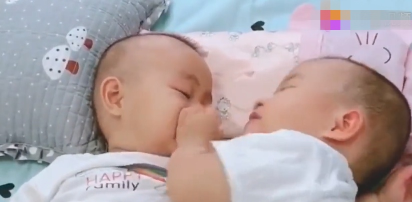 奶嘴用的不对会造成上嘴唇内扣吗,奶嘴型号用错了怎么办