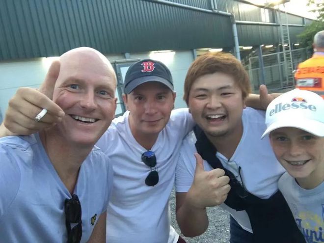 鏃ユ湰瓒崇悆宕涜捣闈犺皝,鏃ユ湰瓒崇悆鐨勫礇璧烽潬闈掕