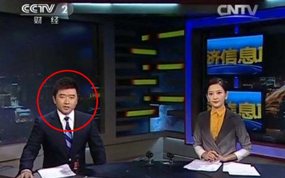 从央视名嘴到阶下囚,芮成钢“被意外死亡”,一手好牌打的稀烂