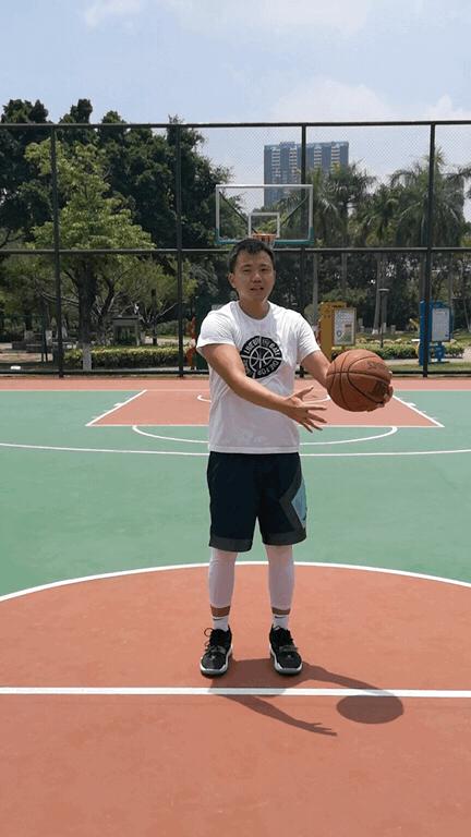 中考体育项目居家锻炼指南⑥|动图+分析，手把手教篮球练习技巧