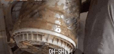 毛毛衣服怎么洗干后才柔顺,洗衣机洗出来衣服很多毛毛怎么办