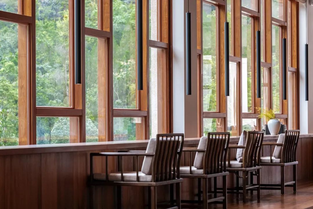 黄果树柏联温泉酒店是几星级酒店,黄果树柏联酒店在景区内怎么进去