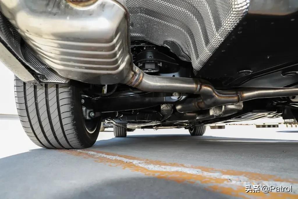 进口奔驰e级和国产e级质量区别,进口奔驰e级和国产e级外观的区别