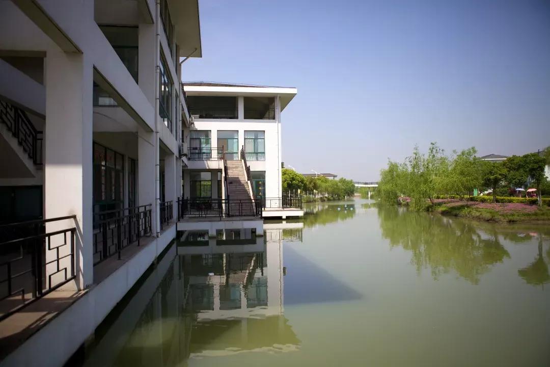 江苏省高校(六十六)苏州大学应用技术学院