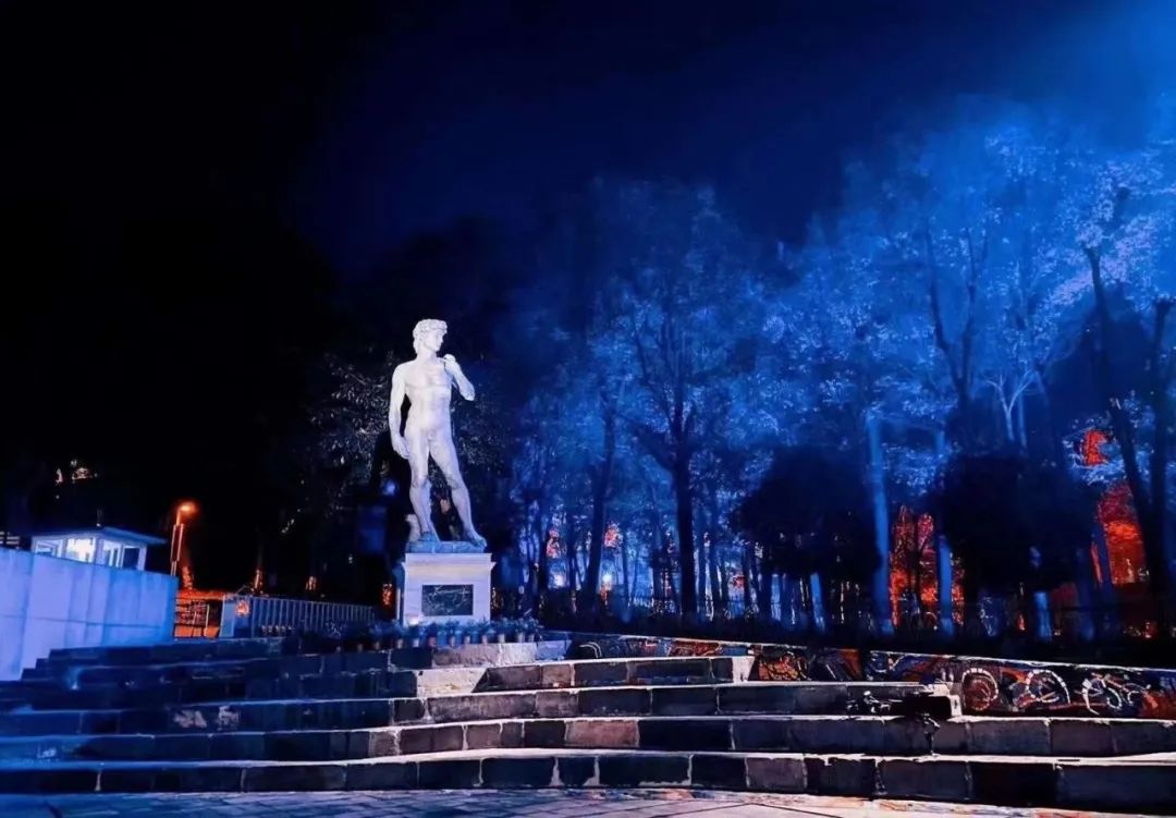 80岁的川美，你啷个楞个好看