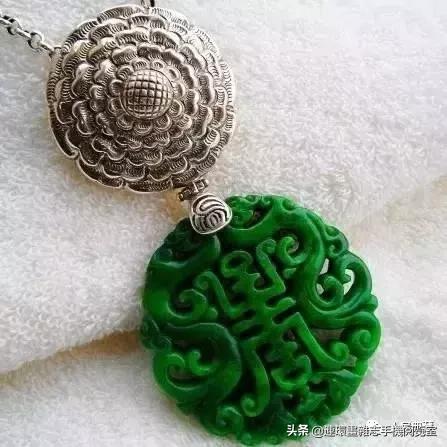 翡翠的品种等级与价格,翡翠绿色品种图片大全