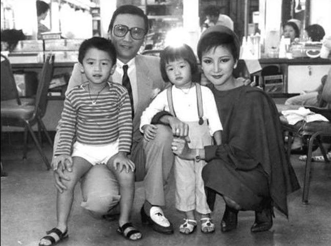 曝谢霆锋与妹妹冷战 (谢霆锋和妹妹冷战完整版)