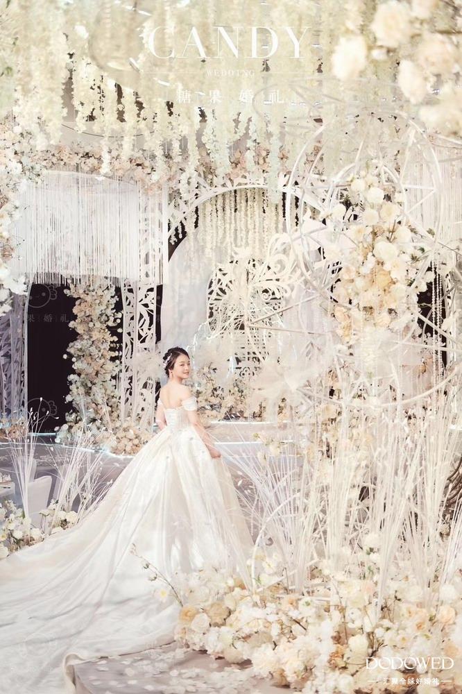 DODOWED婚礼案例推荐系列之糖果Candy婚礼策划案例《殿堂之上》