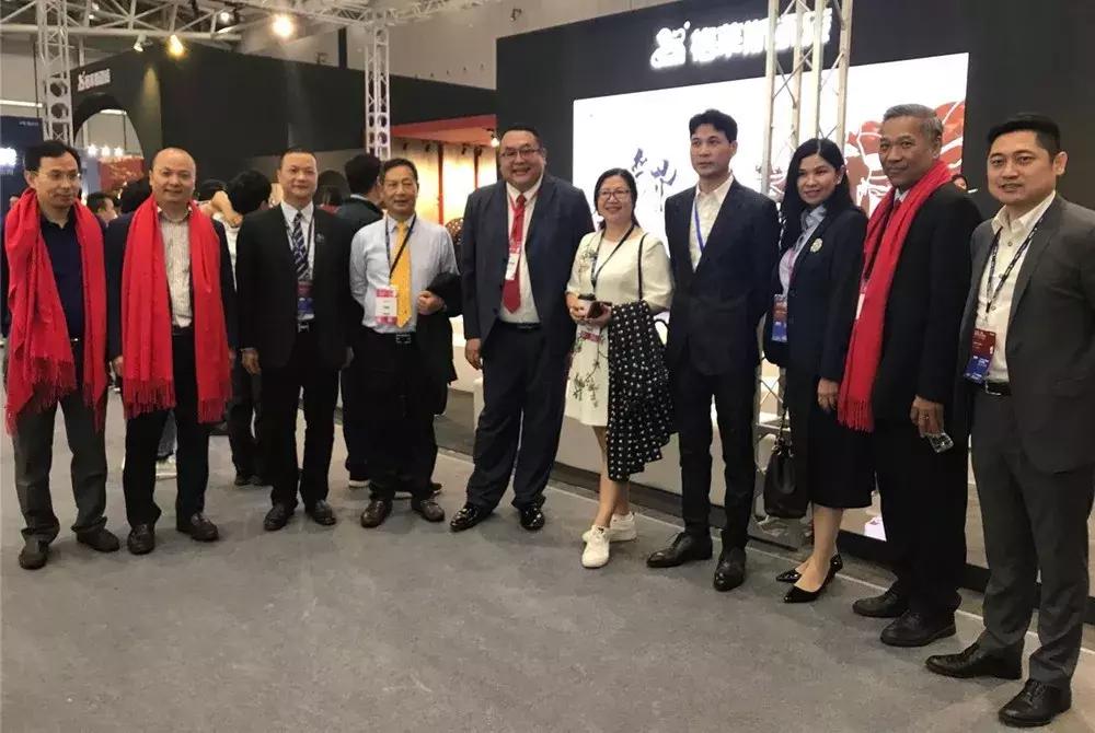 格莱斯林晓霞：新中式和现代简约是未来主流︱中陶展系列③