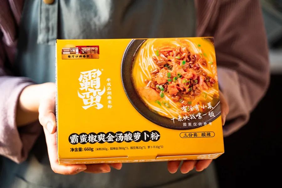 被薇娅直播间榨干零食预算后，写出了这篇测评报告（上）