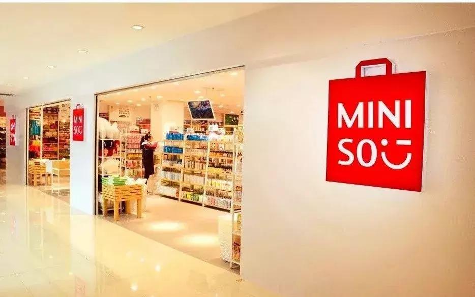 80后夫妻创业从1家店到10家店,80后创业实体店的每天点点滴滴