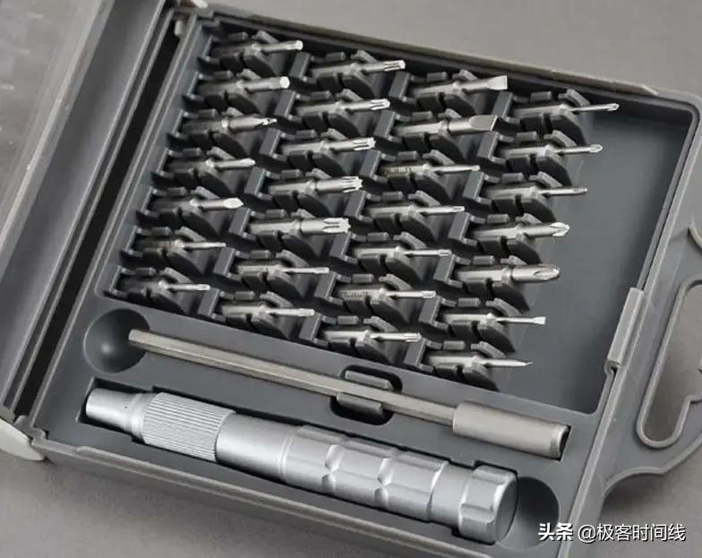 多功能螺丝刀方便实用,多功能螺丝刀怎么拆卸