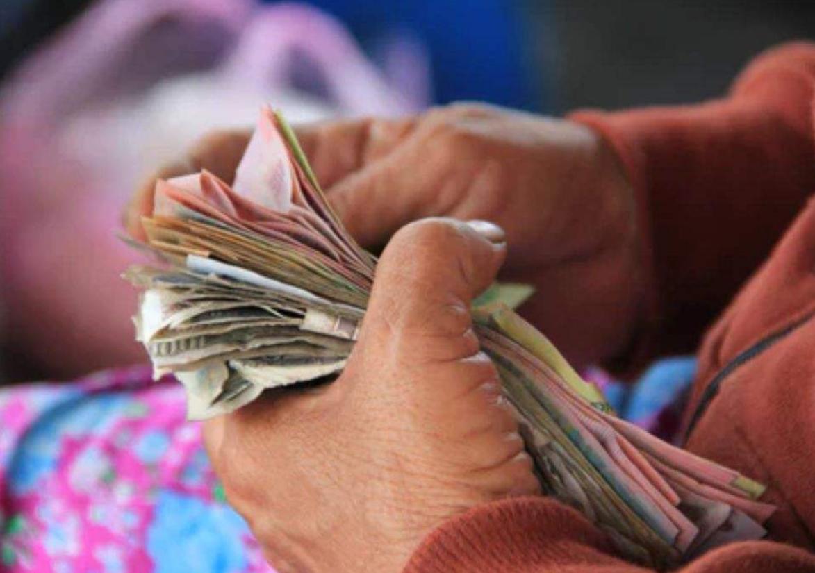 情侣借钱问题大全,情侣之间借钱多少达成立案标准